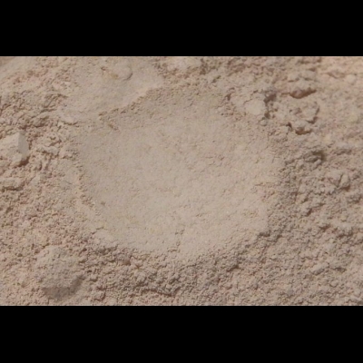 Mattifying Powder Foundation: Quartz